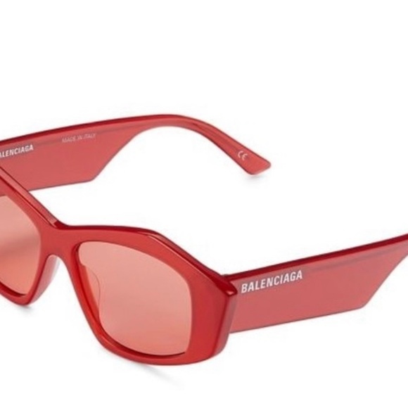 Balenziaga Sunglasses 😎 - Picture 2 of 3